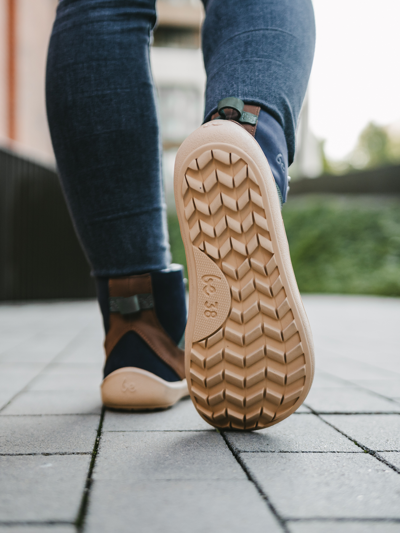 Belenka York Navy, Brown & Beige